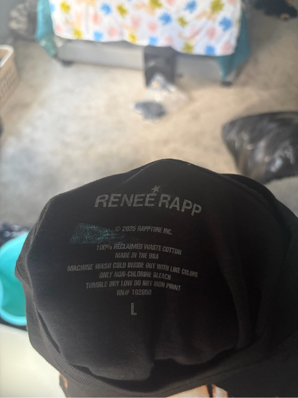 RENEE RAPP Black Graphic Tee - Large Size - Picture 3 of 3